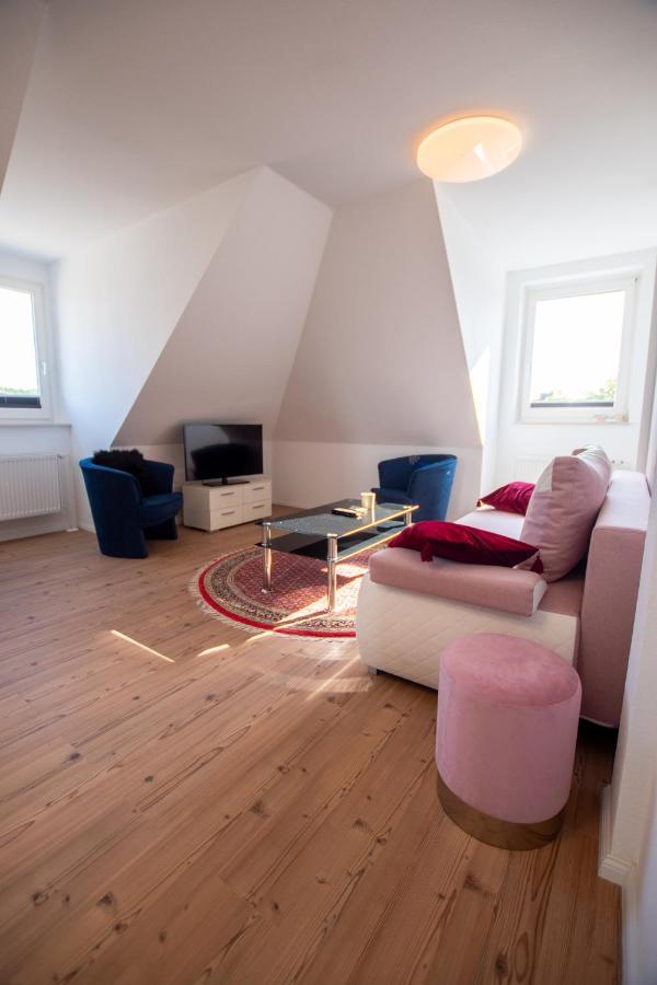 Nb Katharinenviertel Zwei Zimmer Wohnung Neubrandenburg Exterior foto